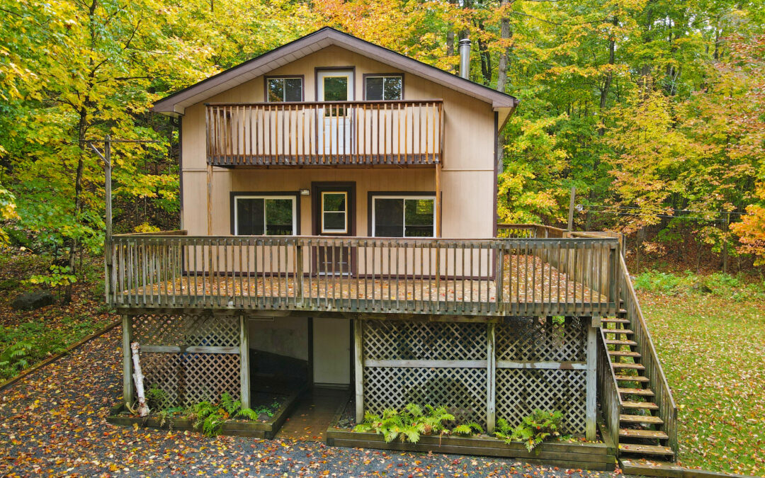 Cute Chalet in the Country – SOLD