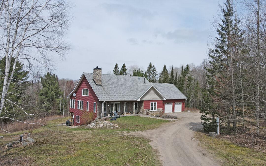 Bungalow on 23+ Acres – SOLD